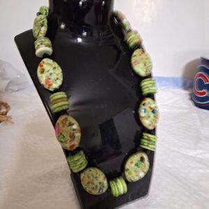 A Shell Resin Beaded Women's Necklace Green Speckled Boho Beachy Cottage Core